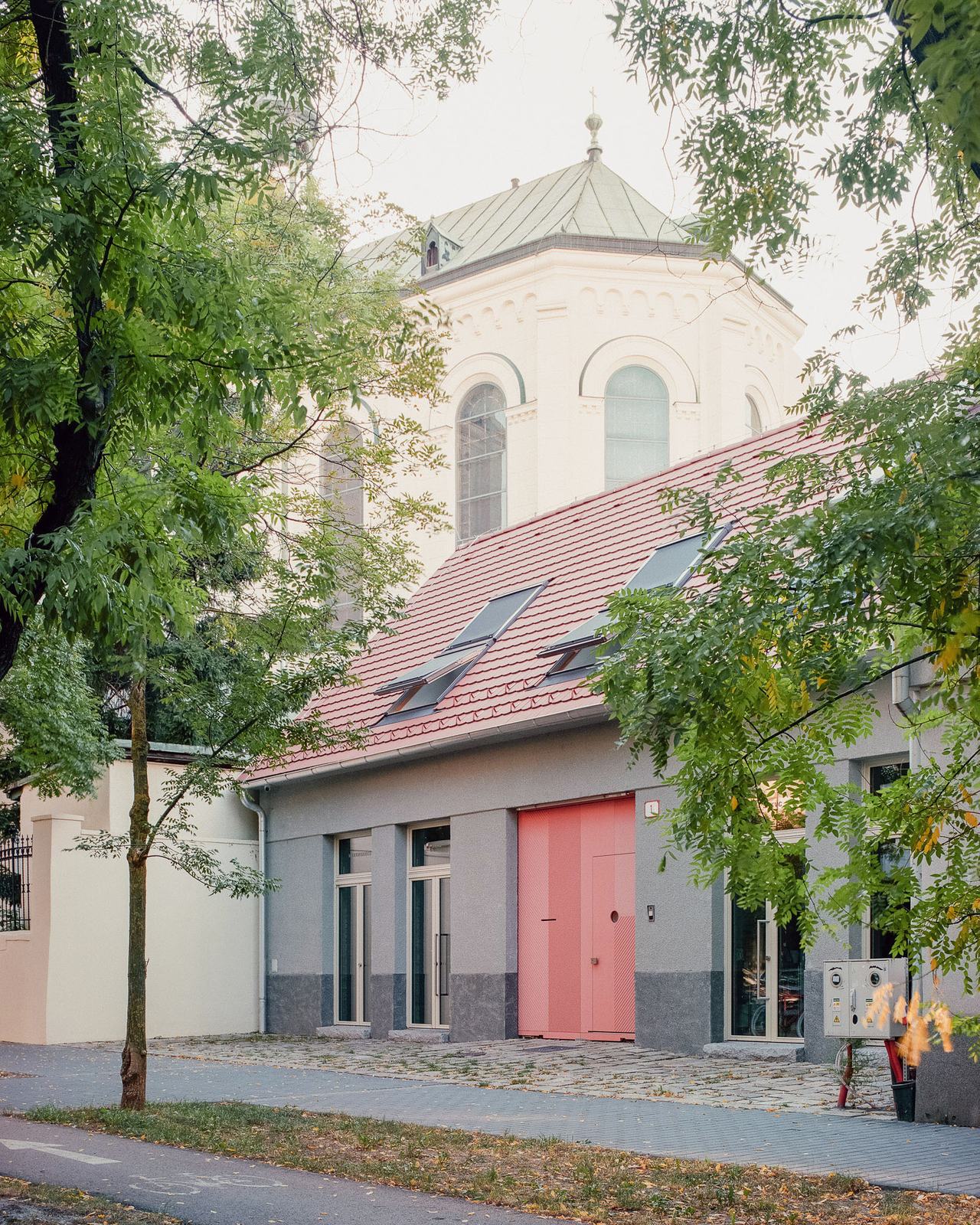 Dom s ateliérom — fotografia 3